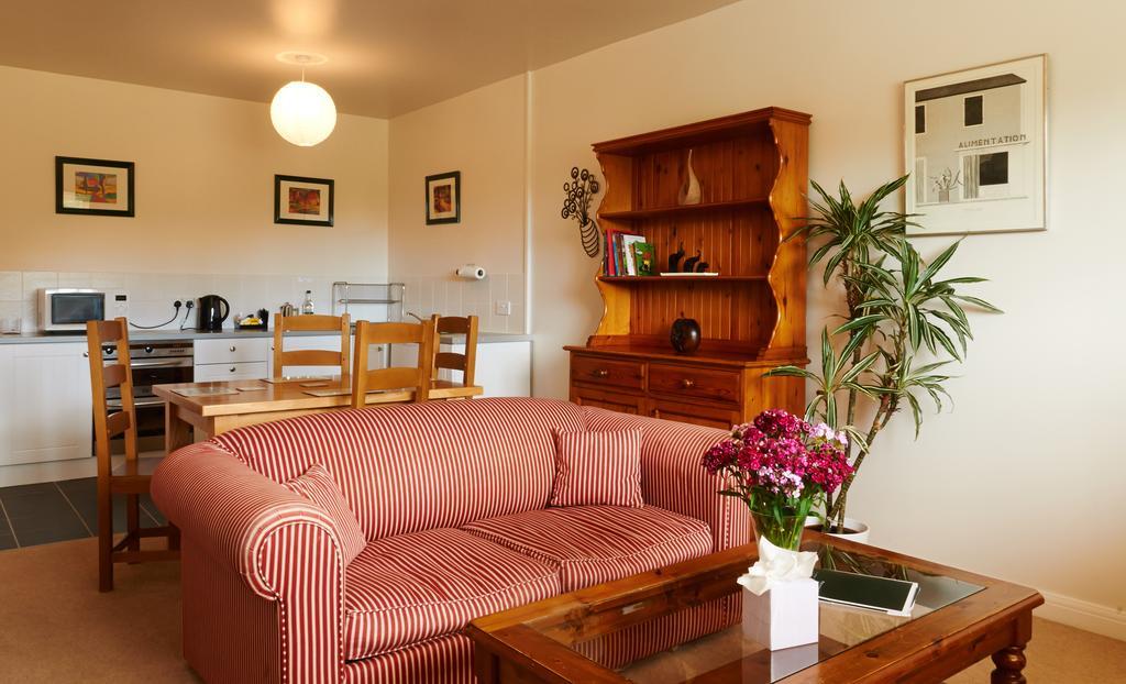 Peresteda Apartments Feering 外观 照片